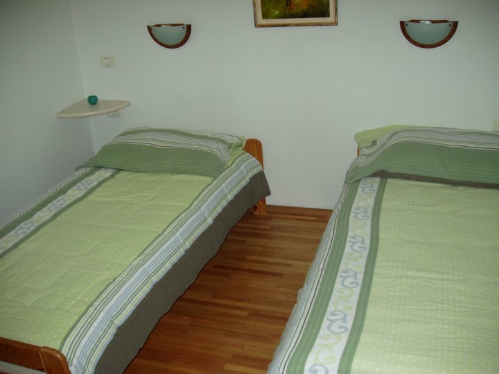 halietum 6
